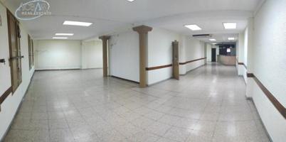 Oficina en alquiler en Barcelona, Sant Antoni photo 0