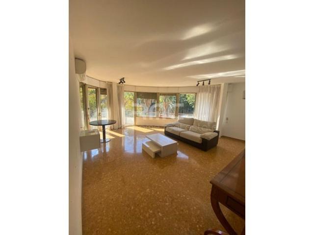 Piso en alquiler en Valencia, El Pla del Remei photo 0