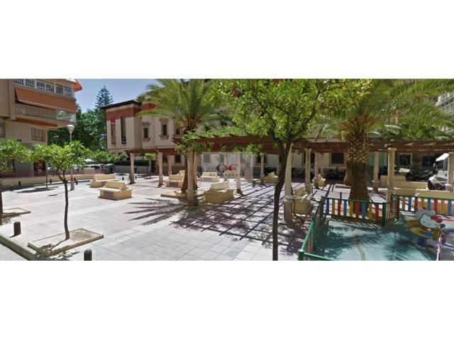 Local comercial en alquiler en Murcia, Vistabella photo 0