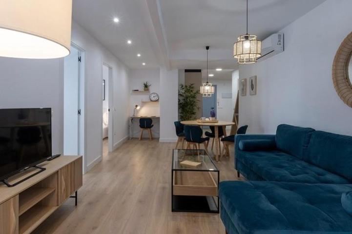 Apartamento en alquiler en Valencia, Sant Francesc photo 0