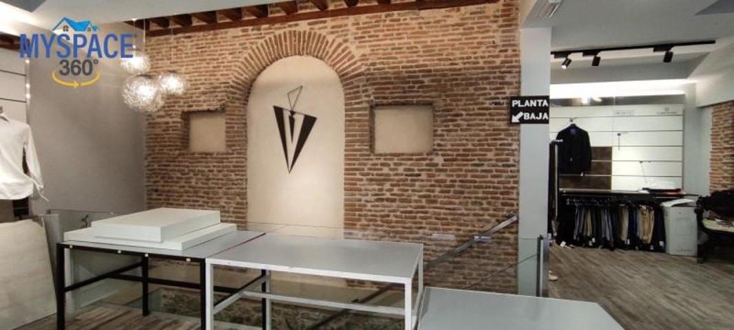 Local comercial en alquiler en Ávila, CENTRO AMURALLADO photo 0