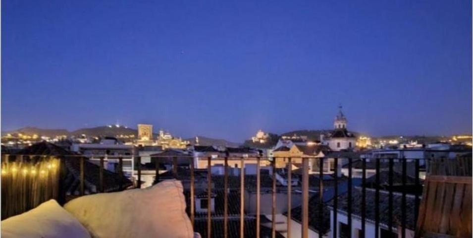 Piso en alquiler en Granada, Centro photo 0