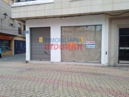Local comercial en alquiler en Navalmoral de la Mata photo 0