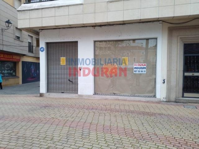 Local comercial en alquiler en Navalmoral de la Mata photo 0
