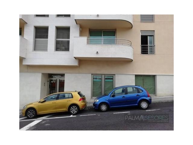 Local comercial en alquiler en Breña Alta photo 0