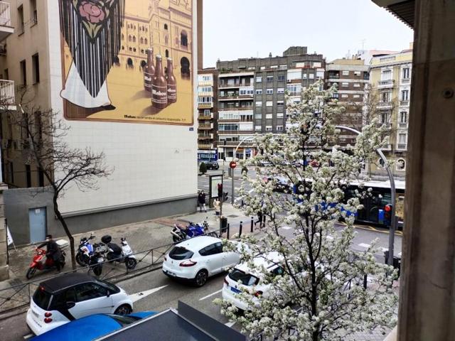 Oficina en alquiler en Madrid, Guindalera photo 0