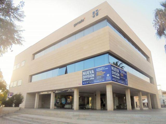 Oficina en alquiler en San Juan playa, Golf photo 0