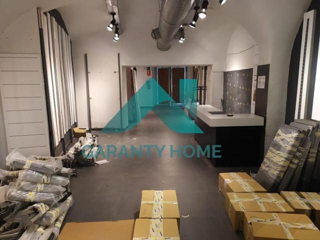 Local comercial en alquiler en Cáceres, Pintores photo 0