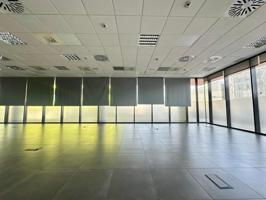 Oficina en alquiler en Santander, Alisal - Cazoña - San Román photo 0