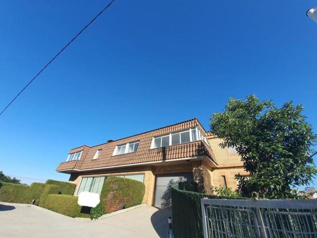 Local comercial en alquiler en Vigo, Estrada vella Madrid, 36204 photo 0