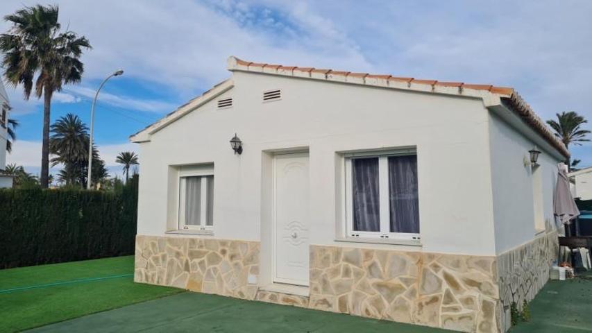 Chalet en alquiler en Denia, Km 6 photo 0