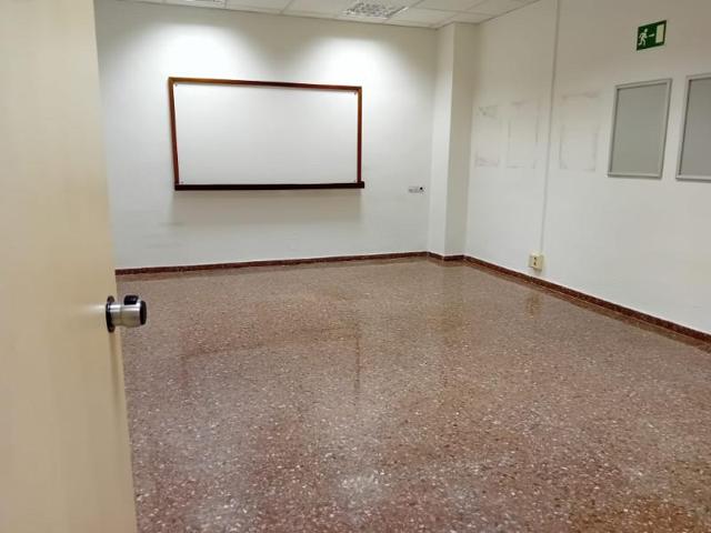 Local comercial en alquiler en Zaragoza, San José Alto photo 0