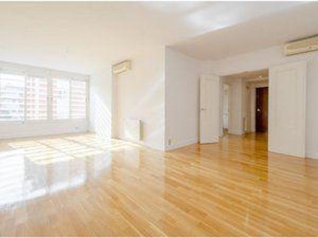 Piso en alquiler en Madrid, Otras Zonas photo 0