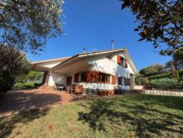 Casa en alquiler en Bigues i Riells, Bigues photo 0