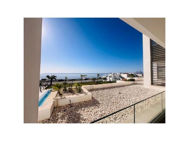 Piso en alquiler en La Alcaidesa photo 0