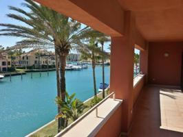 Duplex en alquiler en Sotogrande, Sotogrande - La Marina photo 0