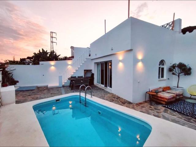 Adosada en alquiler en Fuengirola, Torreblanca del Sol photo 0