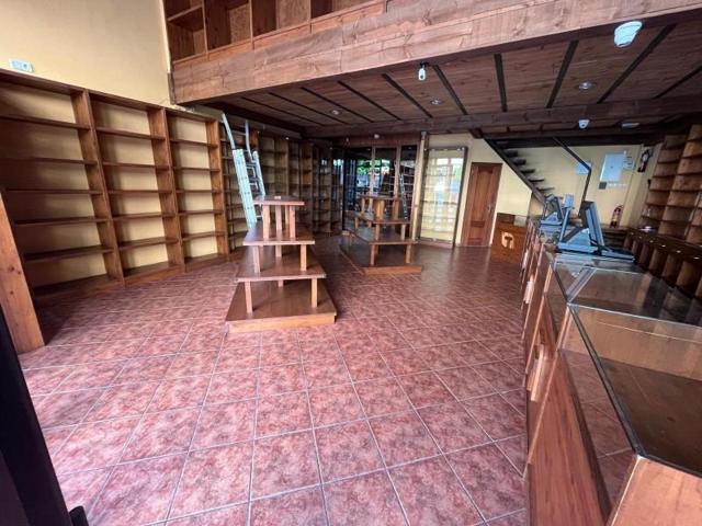 Local comercial en alquiler en Torremolinos, C.C. Pablo Ruiz Picasso photo 0