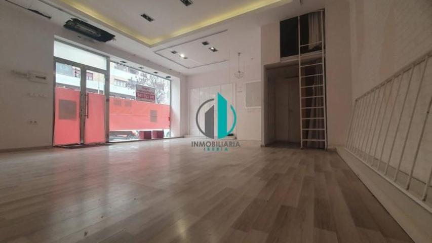 Local comercial en alquiler en Logroño, San Anton photo 0