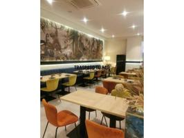 Local comercial en alquiler en Castelldefels photo 0