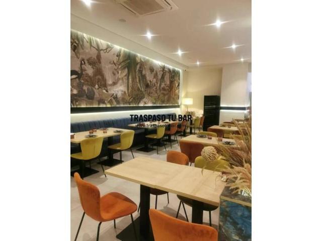 Local comercial en alquiler en Castelldefels photo 0