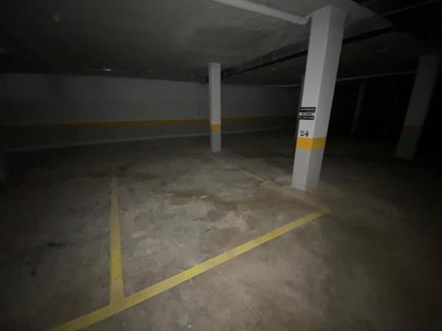 Parking en alquiler en Deltebre photo 0