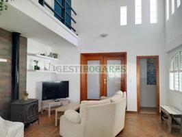 Casa en alquiler en Chiclana de la Frontera photo 0