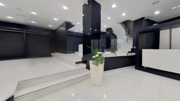 Local comercial en alquiler en Torrelavega, Centro photo 0