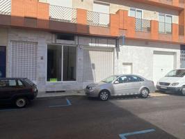 Local comercial en alquiler en Valdepeñas, Avenida 1º de Julio photo 0