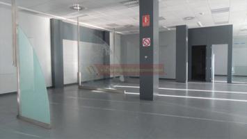 Local comercial en alquiler en Logroño, Portillejo photo 0