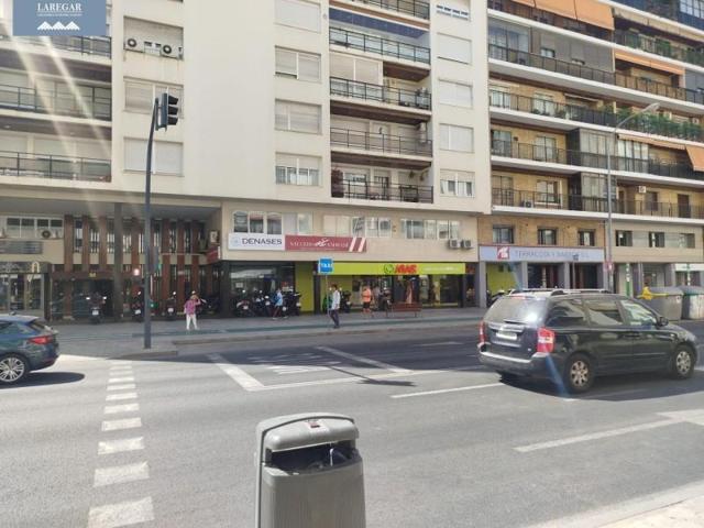 Oficina en alquiler en Sevilla, Plaza de Cuba - República Argentina photo 0