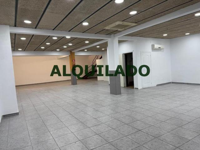 Local comercial en alquiler en Sant Boi de Llobregat, Moli vell photo 0
