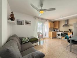 Apartamento en alquiler en Chilches, Playa les cases photo 0