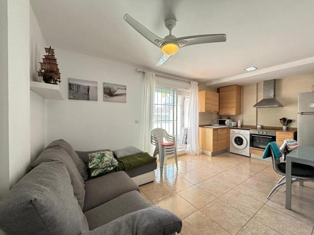 Apartamento en alquiler en Chilches, Playa les cases photo 0