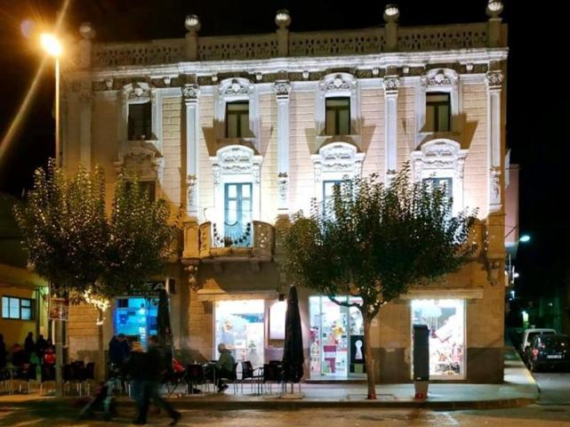 Local comercial en alquiler en Amposta, Av. de la Ràpita photo 0