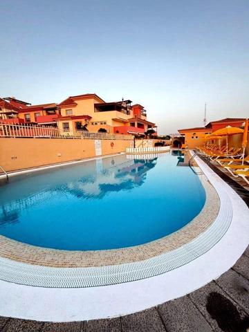 Apartamento en alquiler en Adeje, Avenida de Bruselas, 38660 photo 0