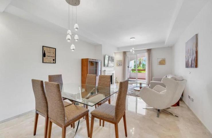 Planta baja en alquiler en Marbella, Nueva Andalucia - Aloha Royal photo 0