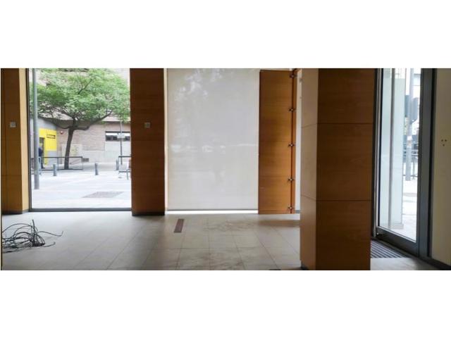 Local comercial en alquiler en Granada, San Matías - Realejo photo 0