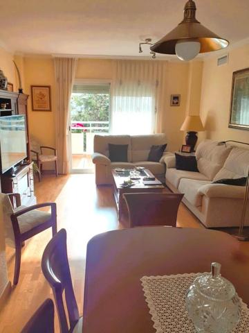 Piso en alquiler en Torremolinos, Playamar photo 0