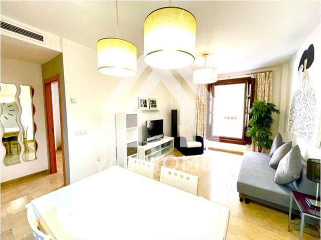 Piso en alquiler en Valencia, El Mercat photo 0