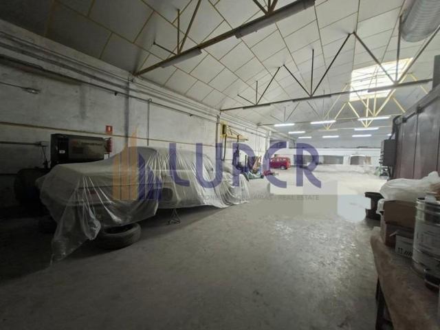 Local comercial en alquiler en Alicante, Alicante photo 0