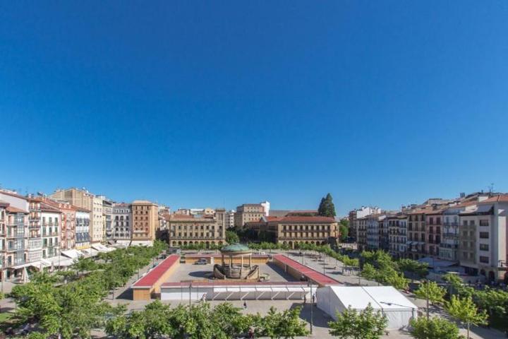 Piso en alquiler en Pamplona, Casco Antiguo photo 0