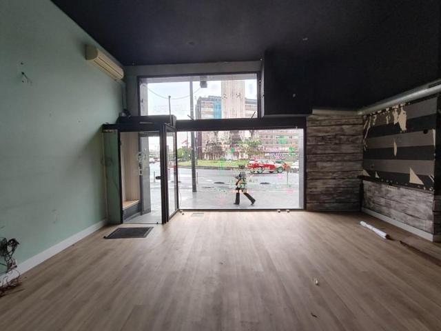 Local comercial en alquiler en Bilbao, Indautxu photo 0