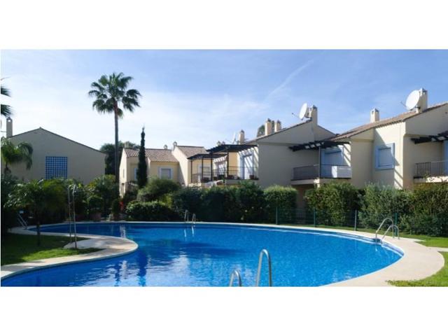 Bungalow en alquiler en Marbella photo 0