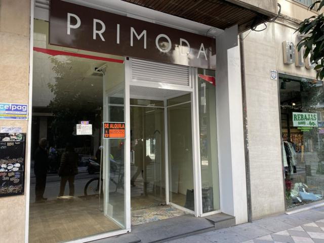 Local comercial en alquiler en Granada, CENTRO photo 0