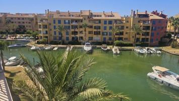 Aticos en alquiler en Sotogrande, Sotogrande Marina photo 0