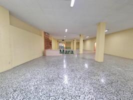 Local comercial en alquiler en Sant Boi de Llobregat, Vinyets photo 0