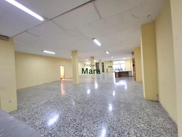 Local comercial en alquiler en Sant Boi de Llobregat, Vinyets photo 0