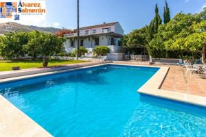 Chalet en alquiler en Almuñécar, El moruno photo 0