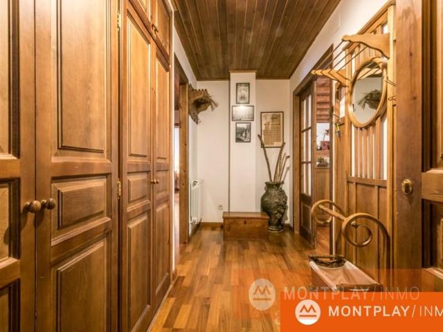 Piso en alquiler en Vielha e Mijaran photo 0